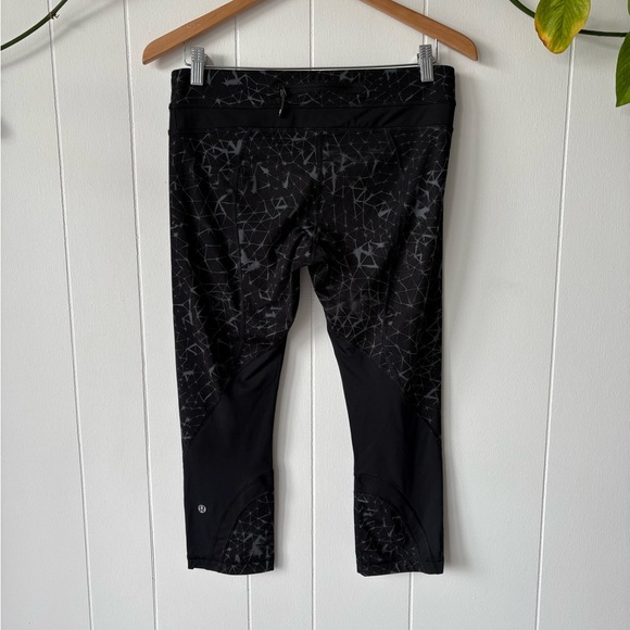 Lululemon Pace Rival Crop | Size 8 - Picture 3 of 5
